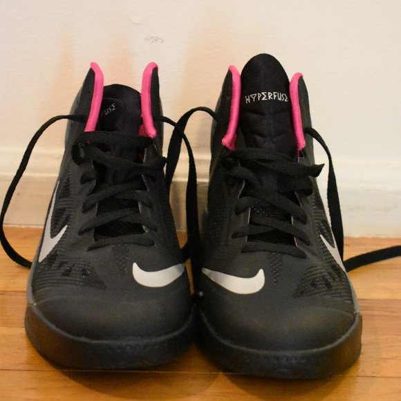 Nike Kids Size 7 Hyperfuse 2013 Basketball shoes - Picture 2 of 7